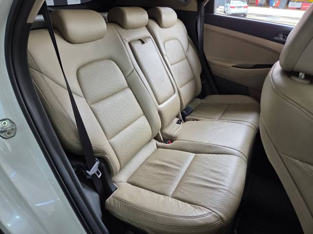 TUCSON TURBO GLS - 2017/2018 - BRANCA 24
