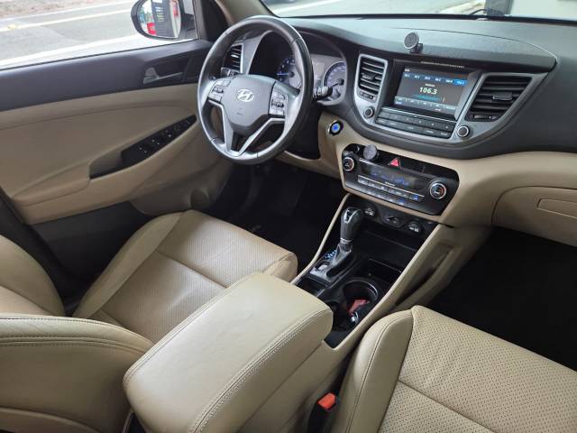 TUCSON TURBO GLS - 2017/2018 - BRANCA 26
