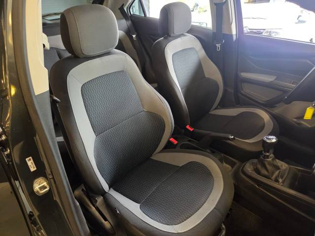 ONIX 1.0MT LT - 2015/2016 - CINZA 18