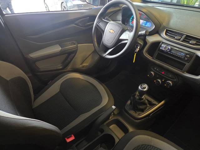 ONIX 1.0MT LT - 2015/2016 - CINZA 16