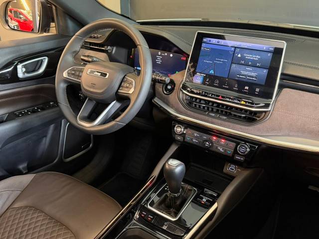 COMMANDER OVERLAND T270 - 2022/2023 - BRANCA 8