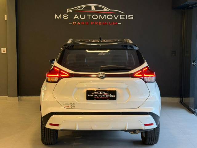 KICKS EXCLUSIVE CVT - 2023/2024 - BRANCA 20