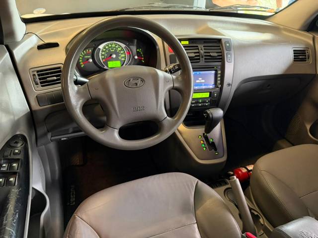 TUCSON GLS 2.0 - 2014/2015 - BRANCA 24