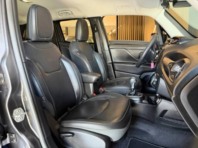 RENEGADE LGTD T270 BLINDADA - 2023/2023 - CINZA 32